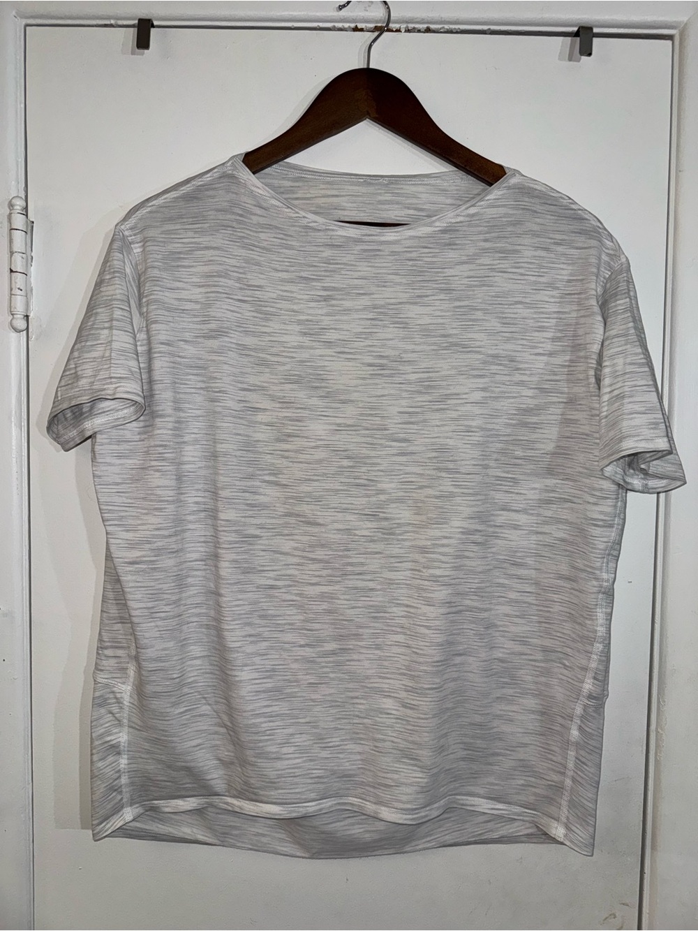 lululemon athletica Men's Heathered White Short Sleeve Crew